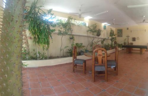 La Paz House | Padrinos Hostal La Paz Full House