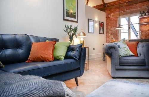 Treator Apartment | Padstow Escapes - The Long Room Luxury Apartment