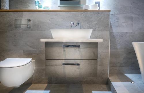Treator Apartment | Padstow Escapes - The Long Room Luxury Apartment