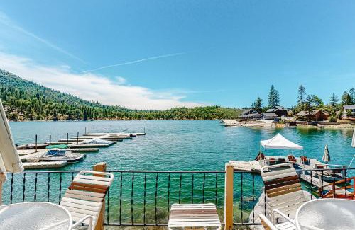 Bass Lake House | Paha Lakefront