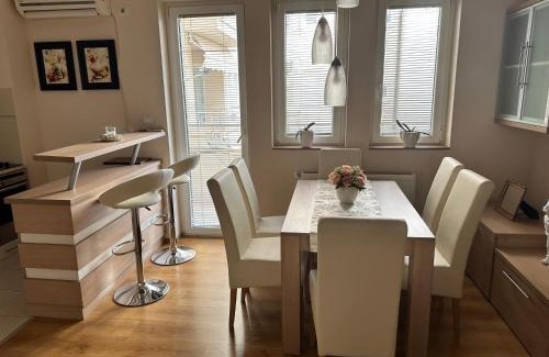 Paracin Apartment | Pahira Lux