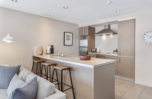 Paihia Apartment | Paihia 2 Bedroom Apartment with Pool
