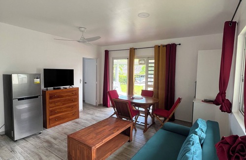 Teahupoo House | Painapo - Mirimiri Lodge