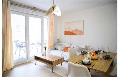 Romainville Apartment | Paisible 3 pièces, proche de Paris avec parking