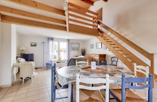 Bourgenay House | Paisible escale à Talmont-Saint-Hilaire avec piscine