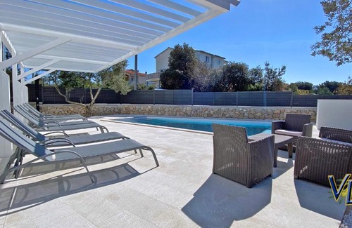 Pakostane Apartment | Pakostane - KORNATI - studio de 40 m2 avec piscine