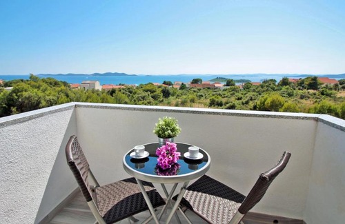 Pakostane Apartment | Pakostane - KORNATI - studio de 40 m2 avec piscine