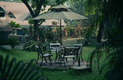Bangladesh Hotel | Pakshi Resort