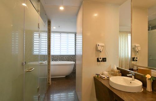 Bhubaneshwar Hotel | Pal Heights Mantra