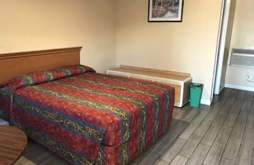 Westmont Hotel | Pala Motel