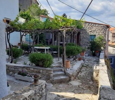 Valun House | Palac - Giordano