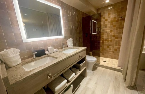 Downtown Santa Fe Hotel | Palace Modern Hotel at the Plaza - King Suite 1