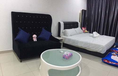 Taman Mount Austin Apartment | Palazio Superior Homestay