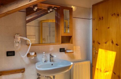Mezzana Apartment | Palazzina Carola