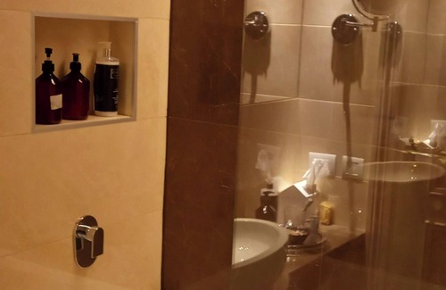 Rione III Colonna Hotel | Palazzo Caruso