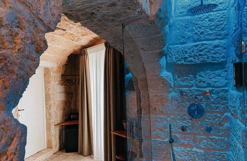 Mola di Bari House | Palazzo CAVÌ