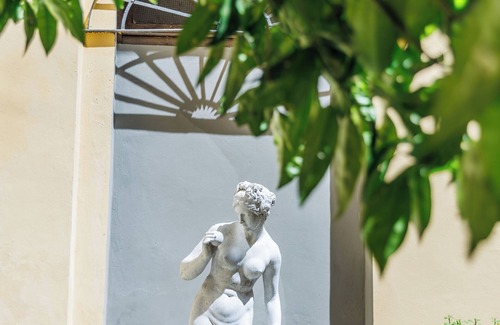 Pisa City Centre Apartment | PALAZZO DELLA BIANCA- Royal Experience