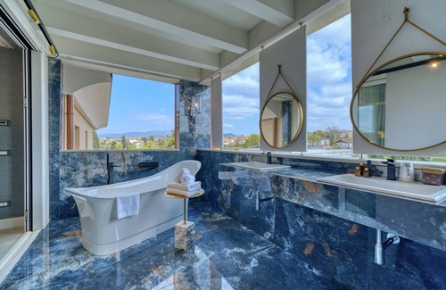 Montioni Hotel | Palazzo della Scala Spa Hotel Suites & Apartments
