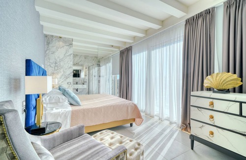 Montioni Hotel | Palazzo della Scala Spa Hotel Suites & Apartments