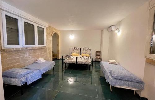Racale Villa | Palazzo Lussuoso 4 stanze 4 bagni