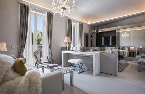 Rione IV Campo Marzio Hotel | Palazzo Nainer