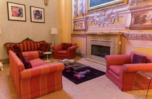Trevi Villa | Palazzo Neri