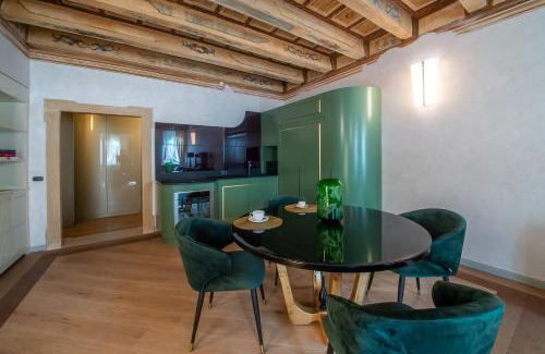 Citta Antica Apartment | Palazzo Reggiani - Lorenzo De Medici