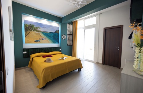 Palermo House | Palermonamour Art Gallery Suite