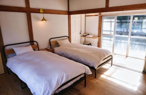 Numazu House | palette