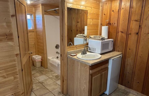 Irwin Cabin | Palisades Cabin #2