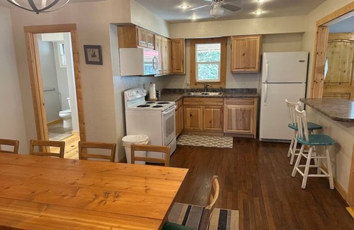 Irwin Cabin | Palisades Cabin #4