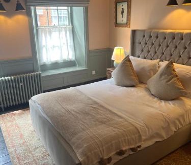 Chichester Bed & Breakfast | Pallant Hideaway