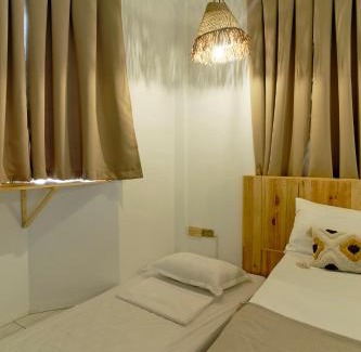 Jaro House | Pallet Homes - Landheights Tropics