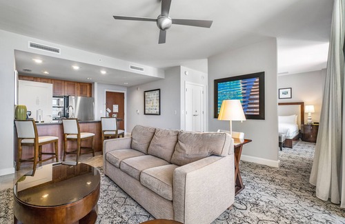 Singer Island Resort | Palm Beach Singer Island Resort & Spa Luxury Suites 1/1 Resort View