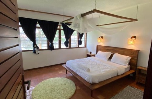 Muyenga House | Palm boulevard