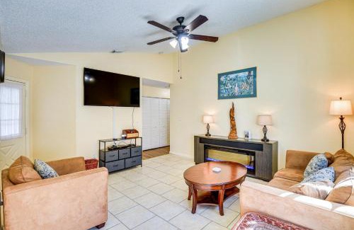 Palm Harbor House | Palm Coast Home with Hot Tub - 3 Mi to Beaches!