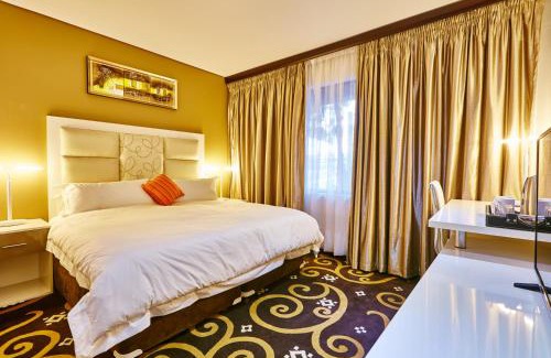 Greater Johannesburg Metropolitan Area Hotel | Palm Continental Hotel