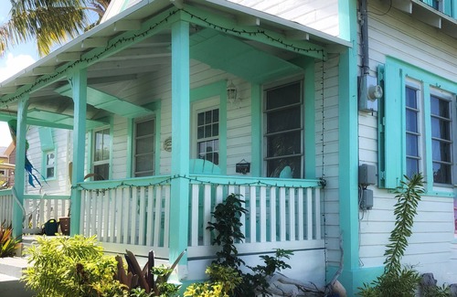 Spanish Wells House | Palm Cottage - 3 Bedroom Beach Cottage just steps from the beach