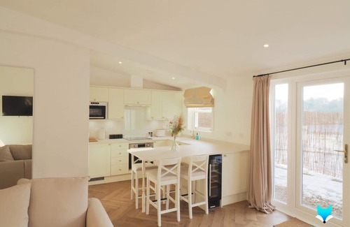 Etchinghill House | Palm Cottage - cosy countryside retreat