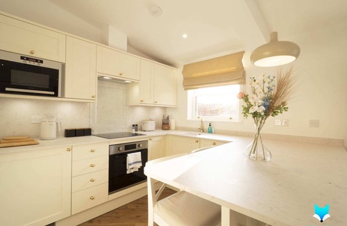 Etchinghill House | Palm Cottage - cosy countryside retreat