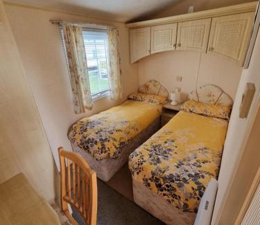 Chapel Saint Leonards House | palm grove 16