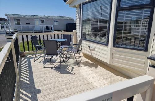 Chapel Saint Leonards Apartment | Palm Grove 110