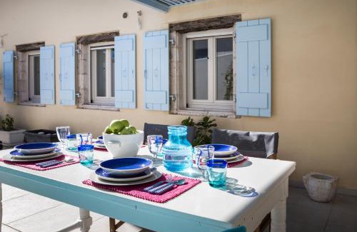 Agia Efimia Villa | Palm Mansion