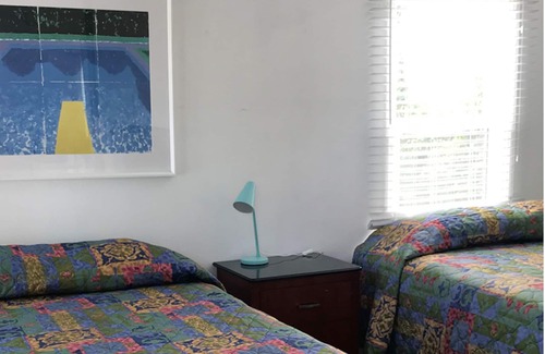 Sunset Park Hotel | Palm Motel