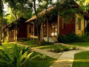 Tangalle Hotel | Palm Paradise Cabanas & Villas Beach Resort
