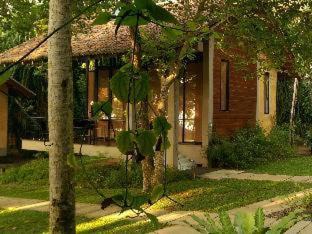 Tangalle Hotel | Palm Paradise Cabanas & Villas Beach Resort