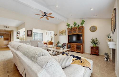 Palm Desert Apartment | Palm Paradise