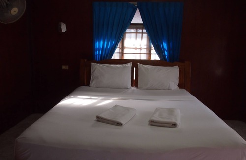Mae Nam Resort | Palm Point Village