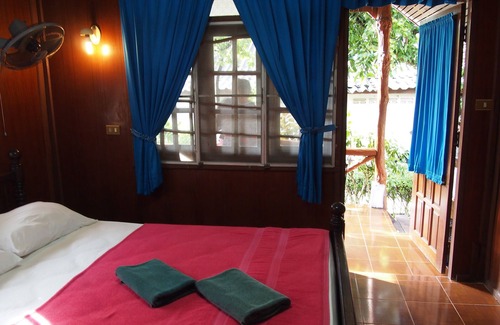 Mae Nam Resort | Palm Point Village
