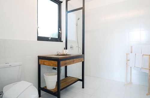Tulamben Hotel | Palm Springs Bali